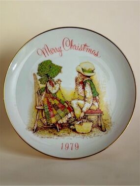 Vintage Holly Hobbie Commemorative Edition Genuine Porcelain Collective Plate